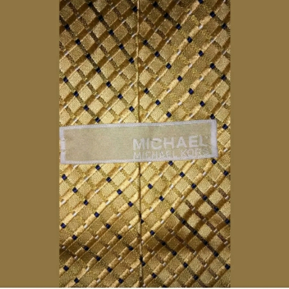 Michael Kors gold tie